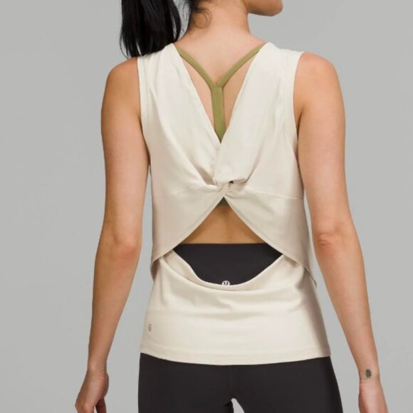 Nulu Back-twist Yoga Tank Top, size 8, white opal - Picture 5 of 5